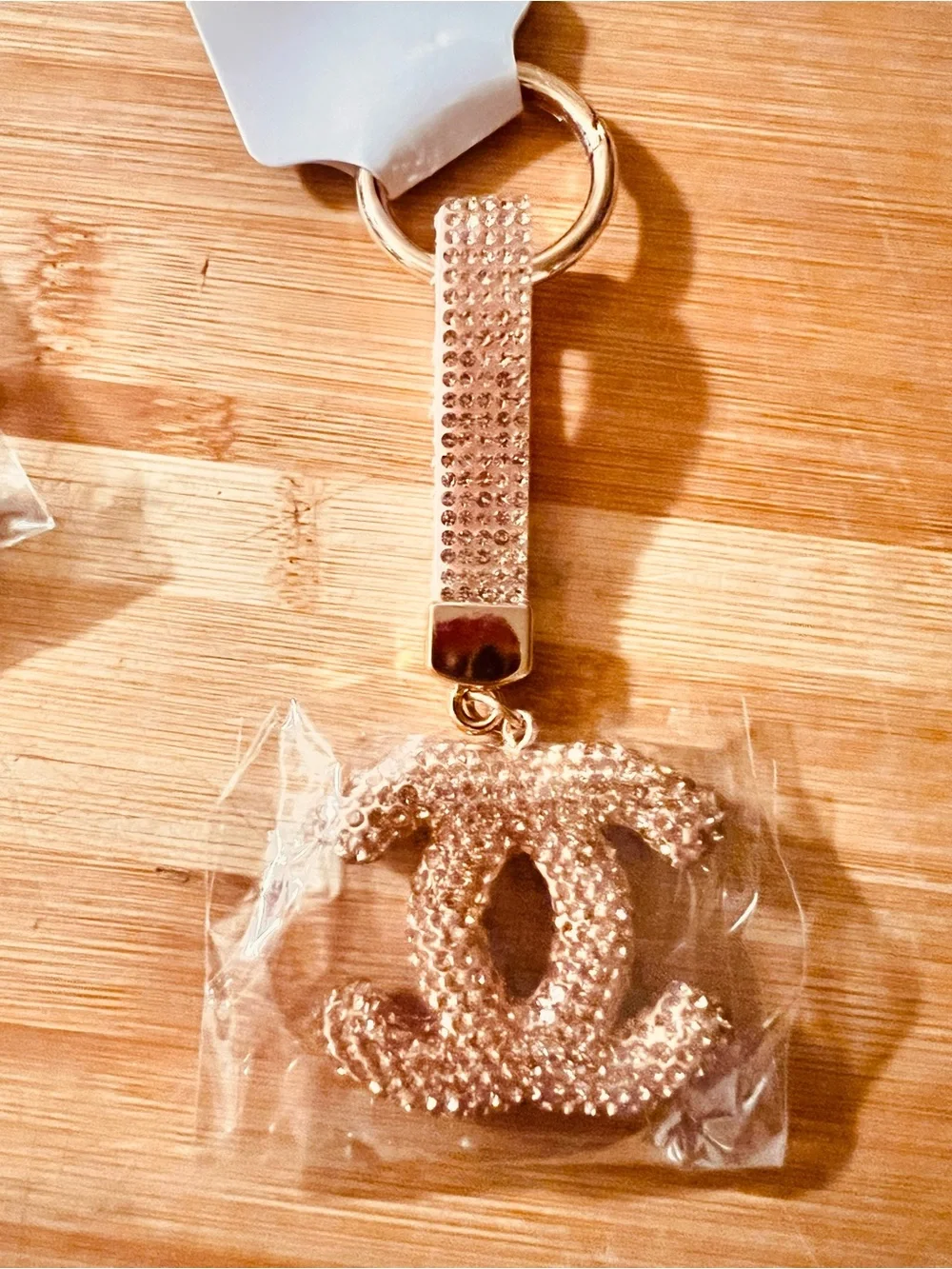 Fashion Jewelry Crystal Logo Bag or Keychain - Silver, Gold, or Black. - Picture 5 of 5